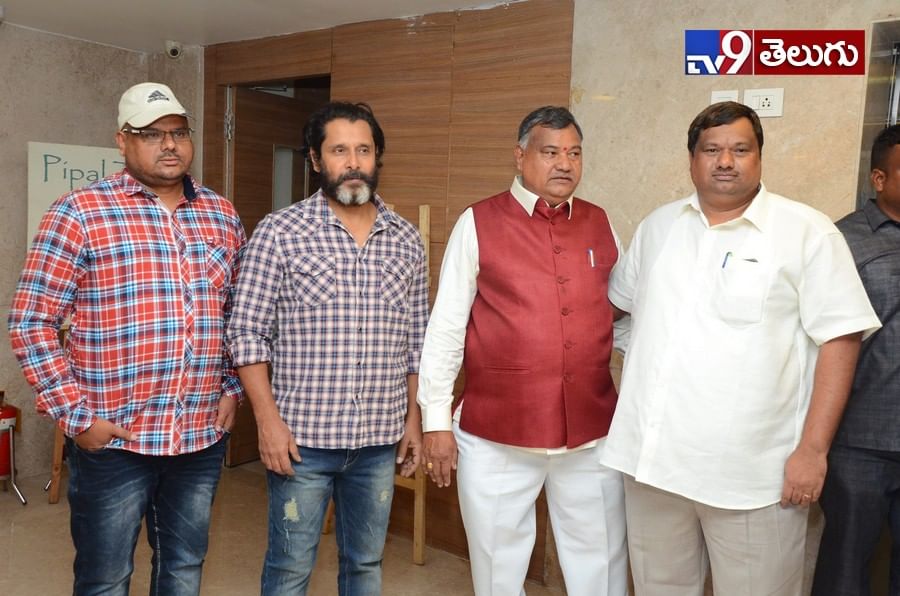 విక్రమ్  Mr.కెకె ప్రీ రిలీజ్ ఈవెంట్  ఫొటోస్