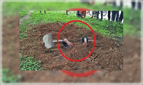 ఉద్యోగం ఊడిందని.. గొయ్యి తవ్వుకుని..