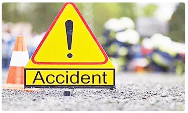 బ్రేకింగ్: రోడ్డు ప్రమాదం.. 15 మందికి గాయాలు