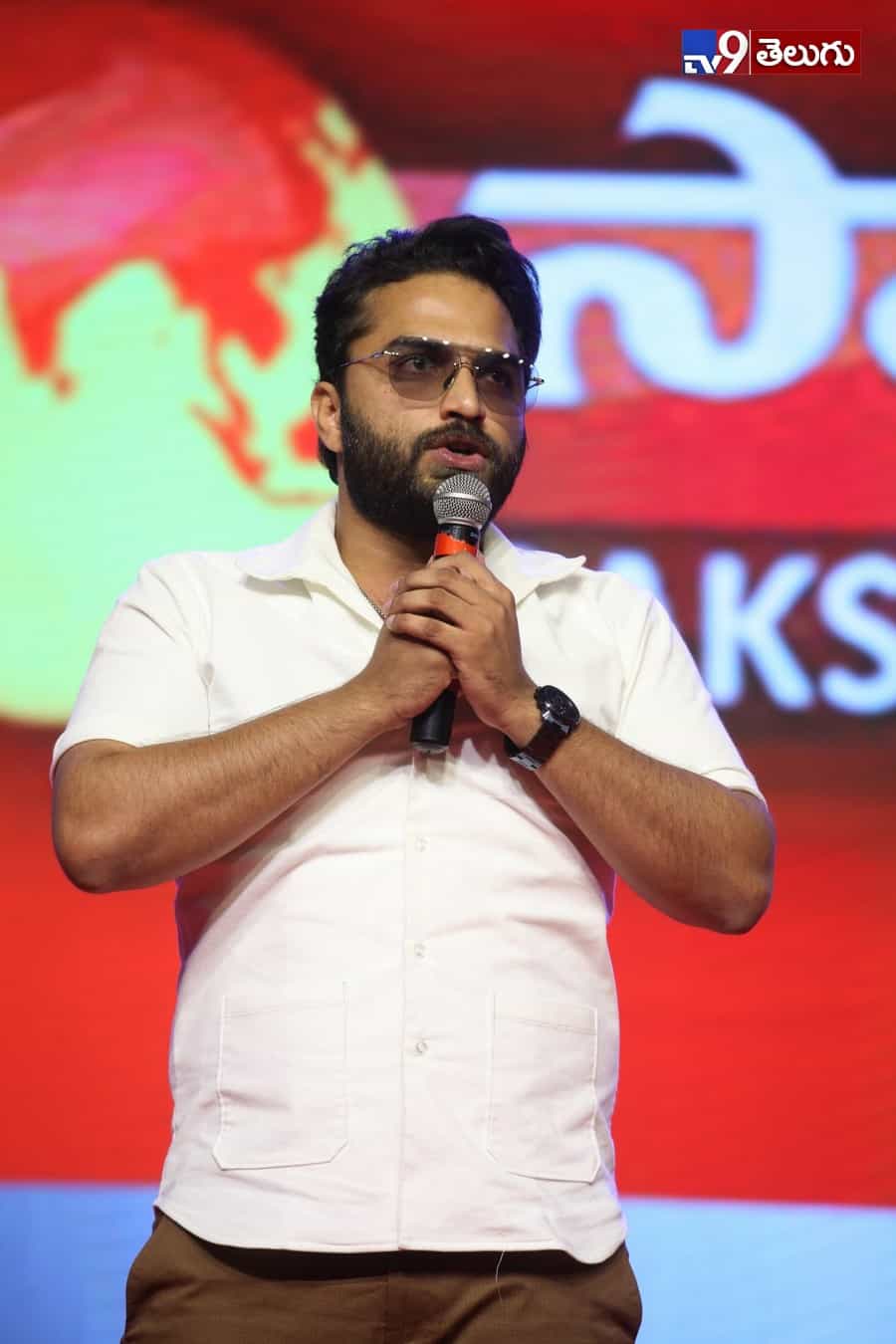 యువ హీరోల కలయిక “నిను వీడని నీడను నేనె” ఫంక్షన్ లొ