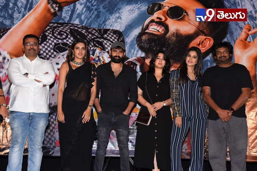 “ఇస్మార్ట్ శంకర్” ప్రీ రిలీజ్ ఈవెంట్ ఫొటోస్