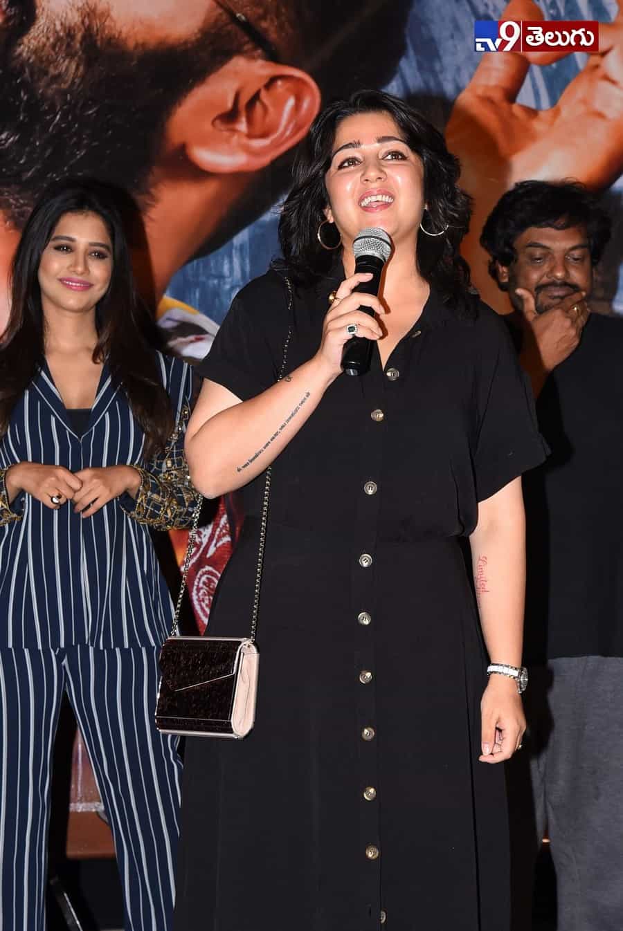 “ఇస్మార్ట్ శంకర్” ప్రీ రిలీజ్ ఈవెంట్ ఫొటోస్