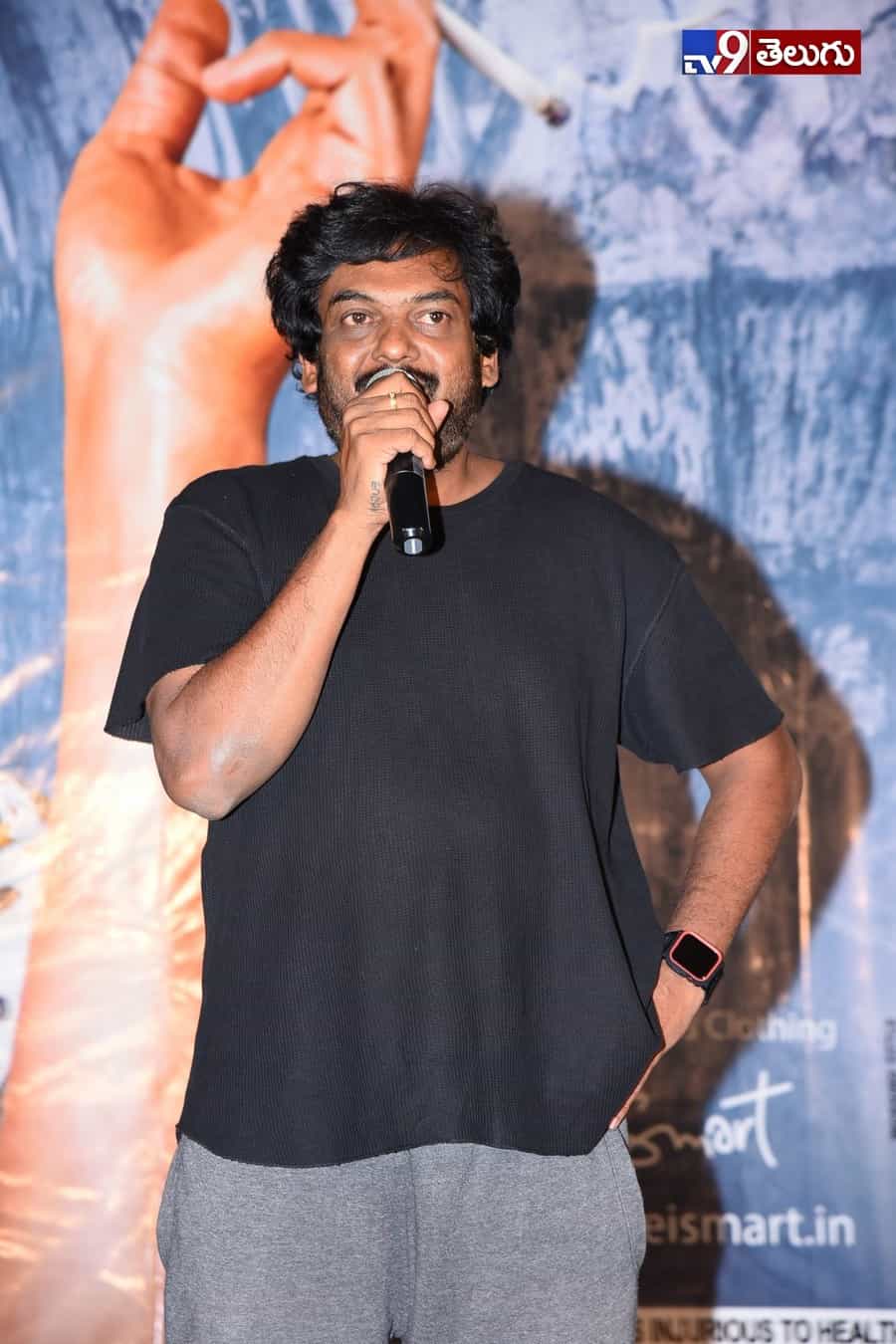 “ఇస్మార్ట్ శంకర్” ప్రీ రిలీజ్ ఈవెంట్ ఫొటోస్