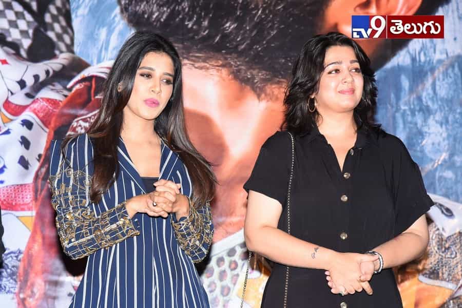 “ఇస్మార్ట్ శంకర్” ప్రీ రిలీజ్ ఈవెంట్ ఫొటోస్