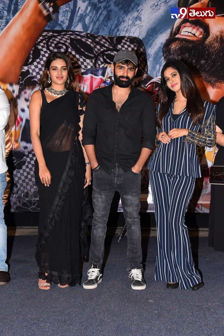 “ఇస్మార్ట్ శంకర్” ప్రీ రిలీజ్ ఈవెంట్ ఫొటోస్