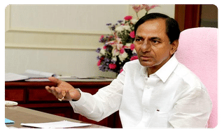 పెన్షన్ పైసలు పెంపు.. ఇకనుంచి 57 ఏండ్లకే..