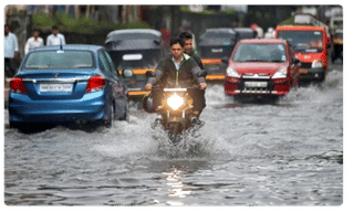 కొత్త సొగసుల నేత చీర.. చేనేతదే ఇక భవిత..!