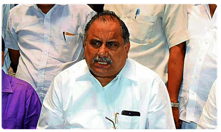 అసెంబ్లీలో అదిరిపోయే స్పీచ్‌ ఇచ్చిన రోజా