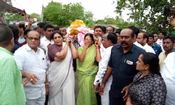 మల్లు రమేష్ అంత్యక్రియలు పూర్తి