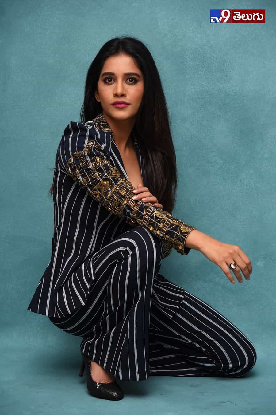 ‘నభా నటేష్’ అందం.. దిమాక్ ఖరాబ్