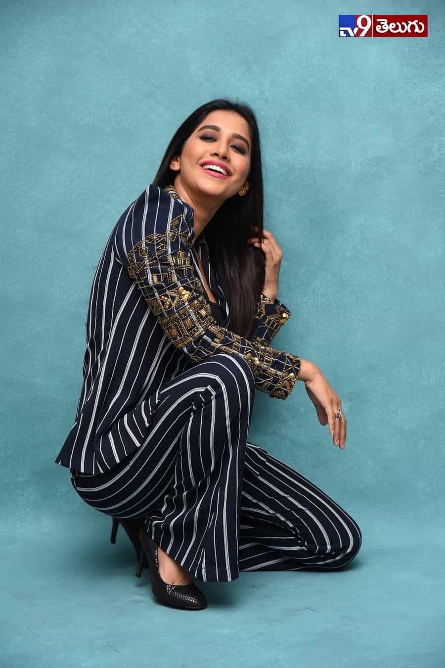 ‘నభా నటేష్’ అందం.. దిమాక్ ఖరాబ్