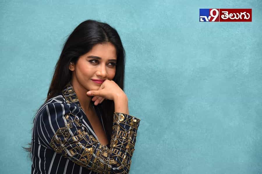 ‘నభా నటేష్’ అందం.. దిమాక్ ఖరాబ్