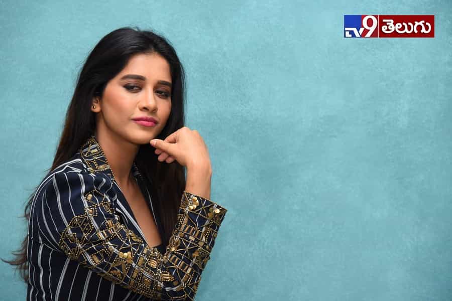 ‘నభా నటేష్’ అందం.. దిమాక్ ఖరాబ్
