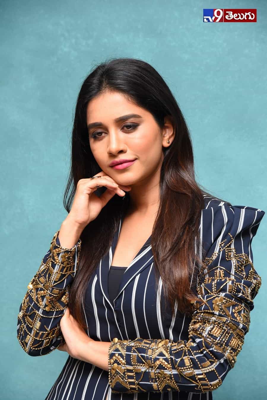 ‘నభా నటేష్’ అందం.. దిమాక్ ఖరాబ్