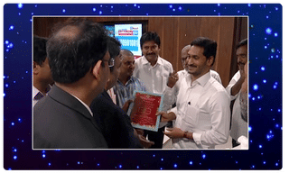 అగ్రిగోల్డ్ కేసు: డైరెక్టర్ వరప్రసాద్‌ అరెస్ట్