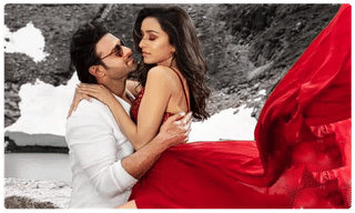 మియా, ఛార్మీ.. వీళ్ళే ‘ఇస్మార్టా’.. రౌడీ ఫ్యాన్స్ ఫైర్!