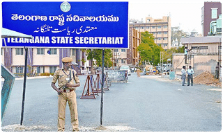 తిరుమ‌ల కంటైన్మెంట్ జోన్ కాదు.. క‌్లారిటీ ఇచ్చిన క‌లెక్ట‌ర్‌..