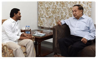 అన్నక్యాంటిన్ కాస్తా.. ఇక రాజన్న క్యాంటిన్
