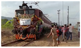 ఈశాన్య రాష్ట్రాల్లో భారీ వర్షాలు.. పది మంది మృతి