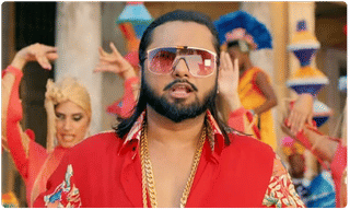 కపిల్‌దేవ్‌గా రణ్‌వీర్‌ ఫస్ట్‌లుక్.. వావ్ అచ్చు అలానే