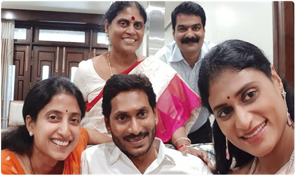 ఖరారైన జగన్ అమెరికా టూర్.. కుటుంబంతో సరదాగా..!