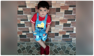 తగ్గిన వర్షం.. గుంతల్లో బెజవాడ నగరం