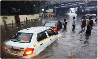 చపాతీ నేనిలానే చేస్తా.. అర్ధాంగికి మహీంద్రా చిలిపి ట్వీట్!