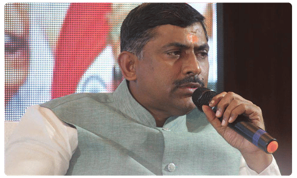 టీఆర్ఎస్ ఎంపీలకు బీజేపీ గాలం వేసిందా?..