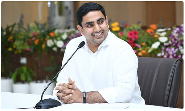 జగన్ బాటలో చినబాబు..?