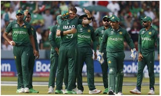 ఆసీస్ ఓటమి.. సెమీస్ ప్రత్యర్థి ఇంగ్లాండ్‌!