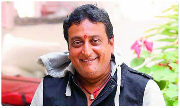 సినిమావాళ్లకు ఓట్లు వేయొద్దు - పృథ్వి