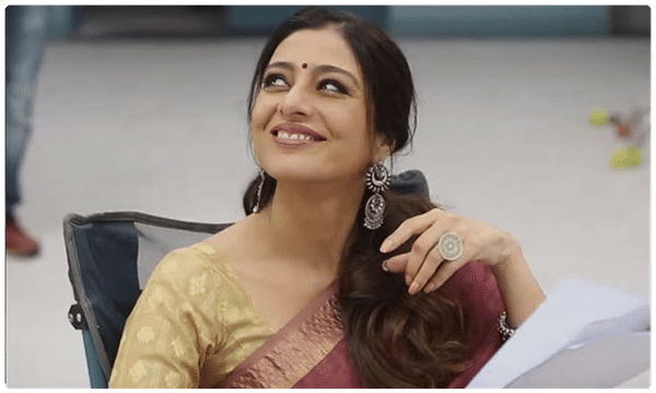 ఆమె ఒక్క లుక్ చాలు.. మన హృదయాలను కొల్లగొట్టేందుకు
