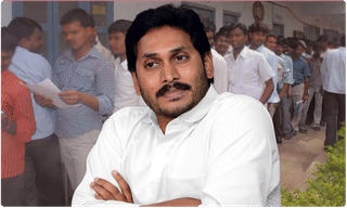 ఇద్దరు ఎమ్మెల్సీలకు హైకోర్టులో చుక్కెదురు..