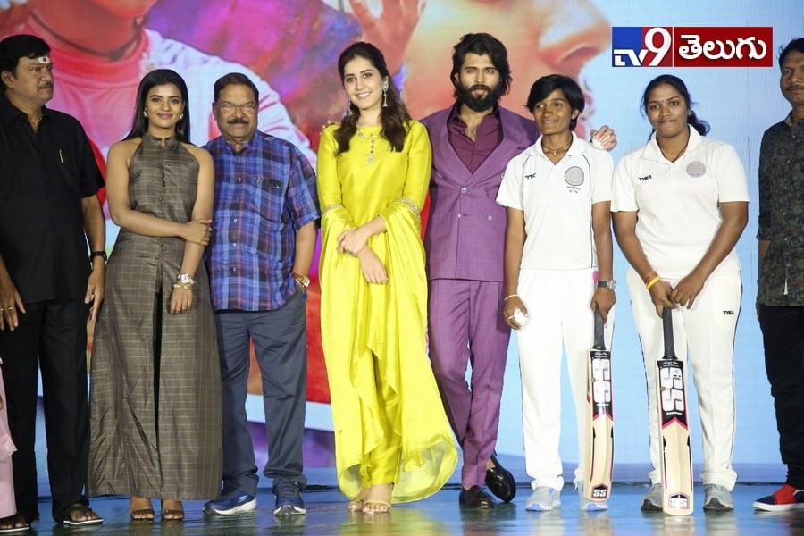 ‘కౌసల్య కృష్ణమూర్తి’ ప్రీ రిలీజ్ ఈవెంట్ ఫొటోస్