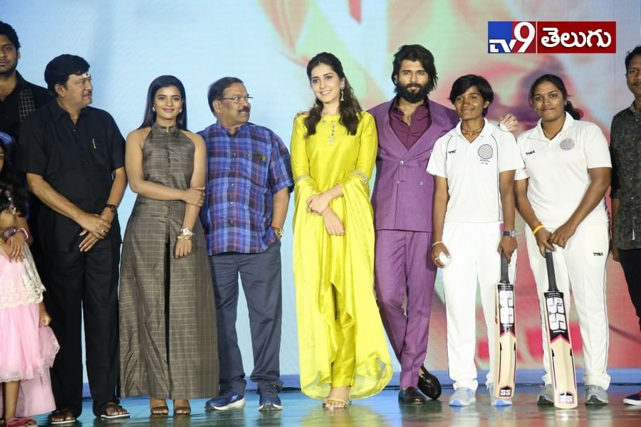 ‘కౌసల్య కృష్ణమూర్తి’ ప్రీ రిలీజ్ ఈవెంట్ ఫొటోస్