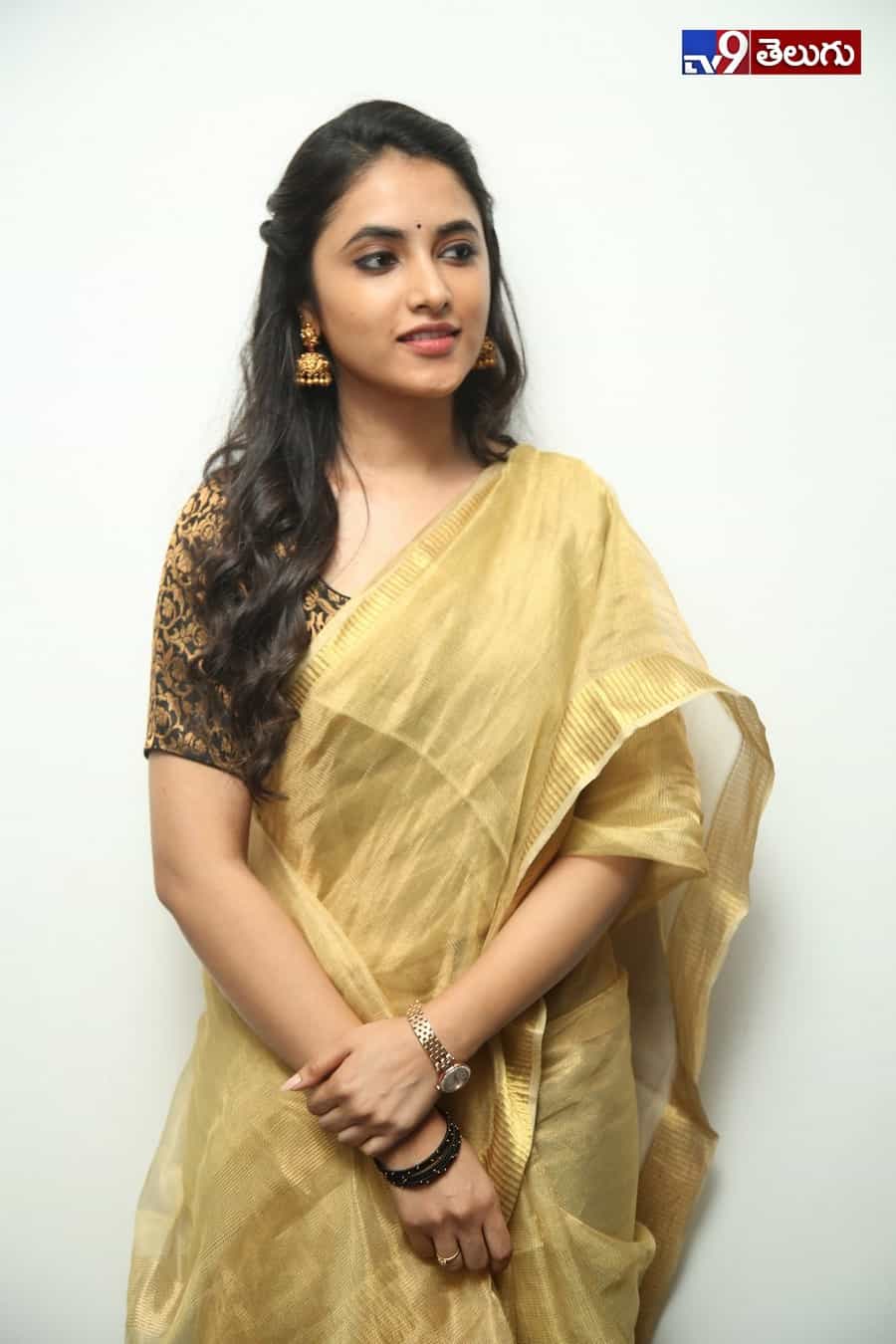 గ్యాంగ్ లీడర్ తో టాలీవుడ్ కి ఎంట్రీ ఇచ్చిన ప్రియాంక అరుళ్ మోహన్