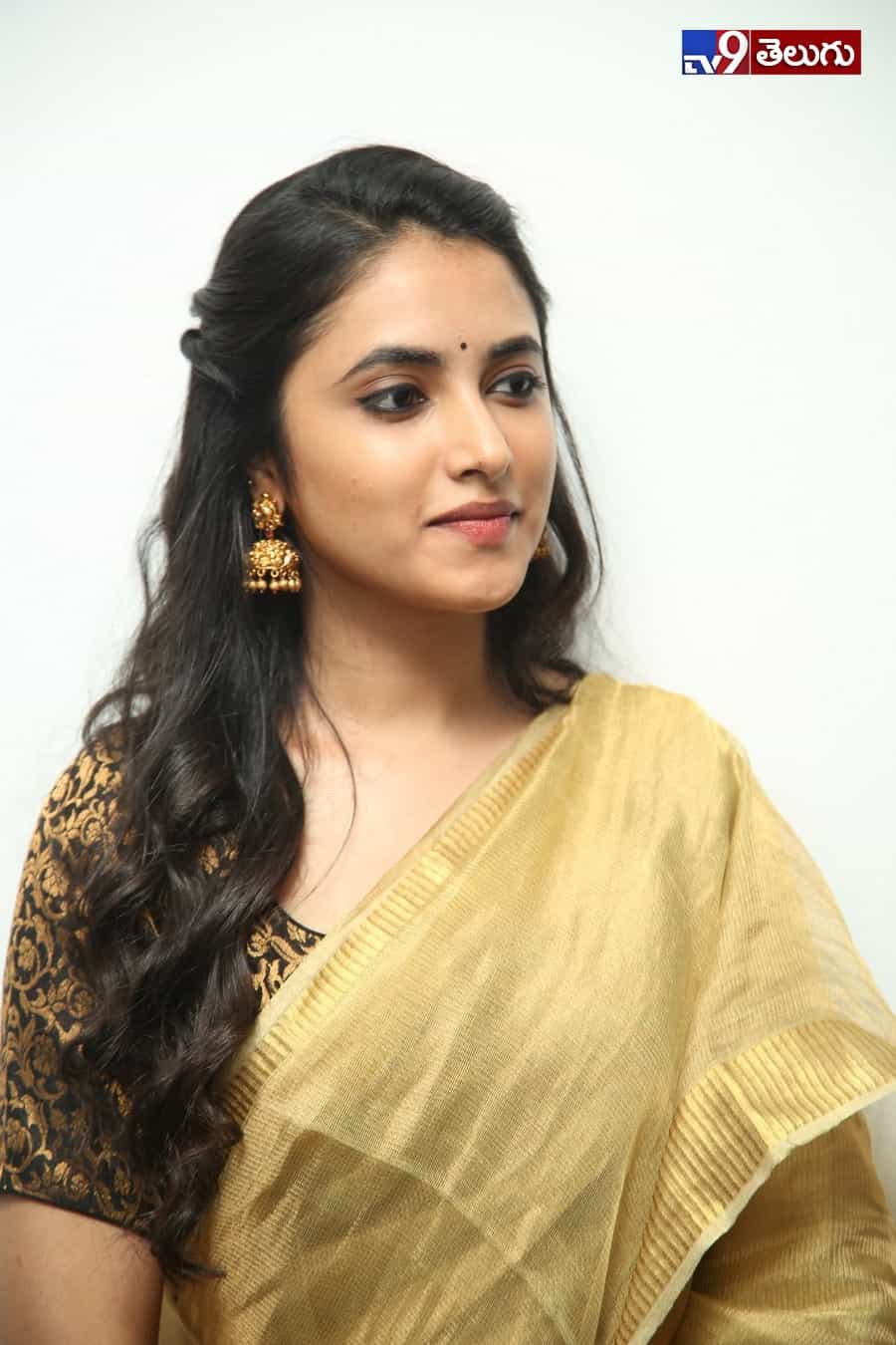 గ్యాంగ్ లీడర్ తో టాలీవుడ్ కి ఎంట్రీ ఇచ్చిన ప్రియాంక అరుళ్ మోహన్