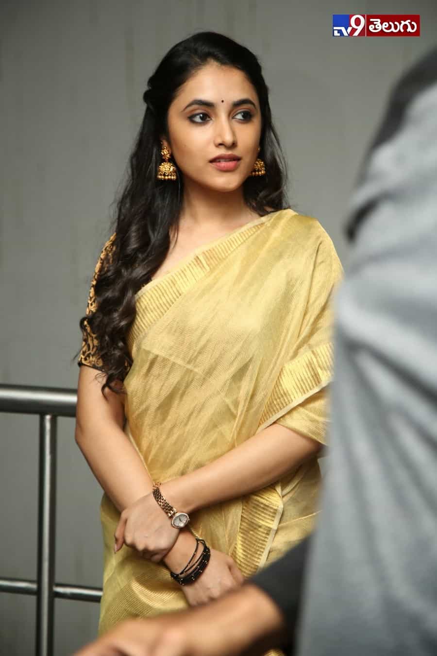 గ్యాంగ్ లీడర్ తో టాలీవుడ్ కి ఎంట్రీ ఇచ్చిన ప్రియాంక అరుళ్ మోహన్