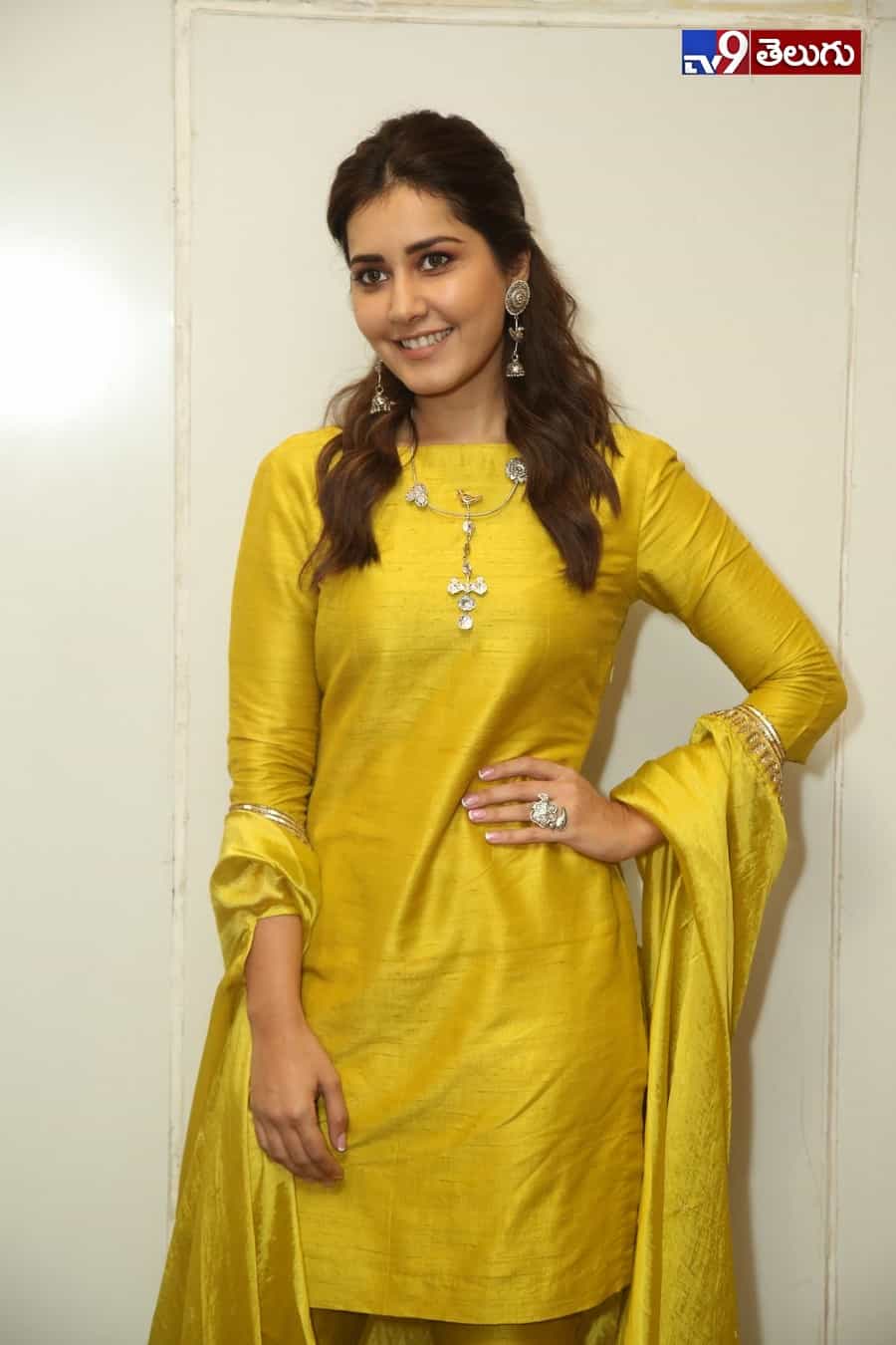 మోడల్ గా మారిన రాశి ఖన్నా