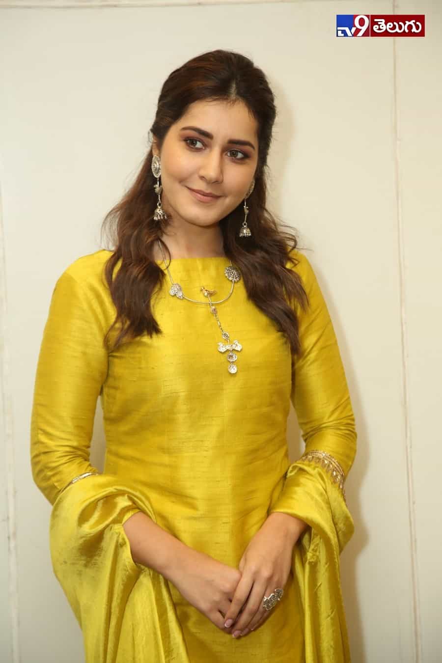 మోడల్ గా మారిన రాశి ఖన్నా
