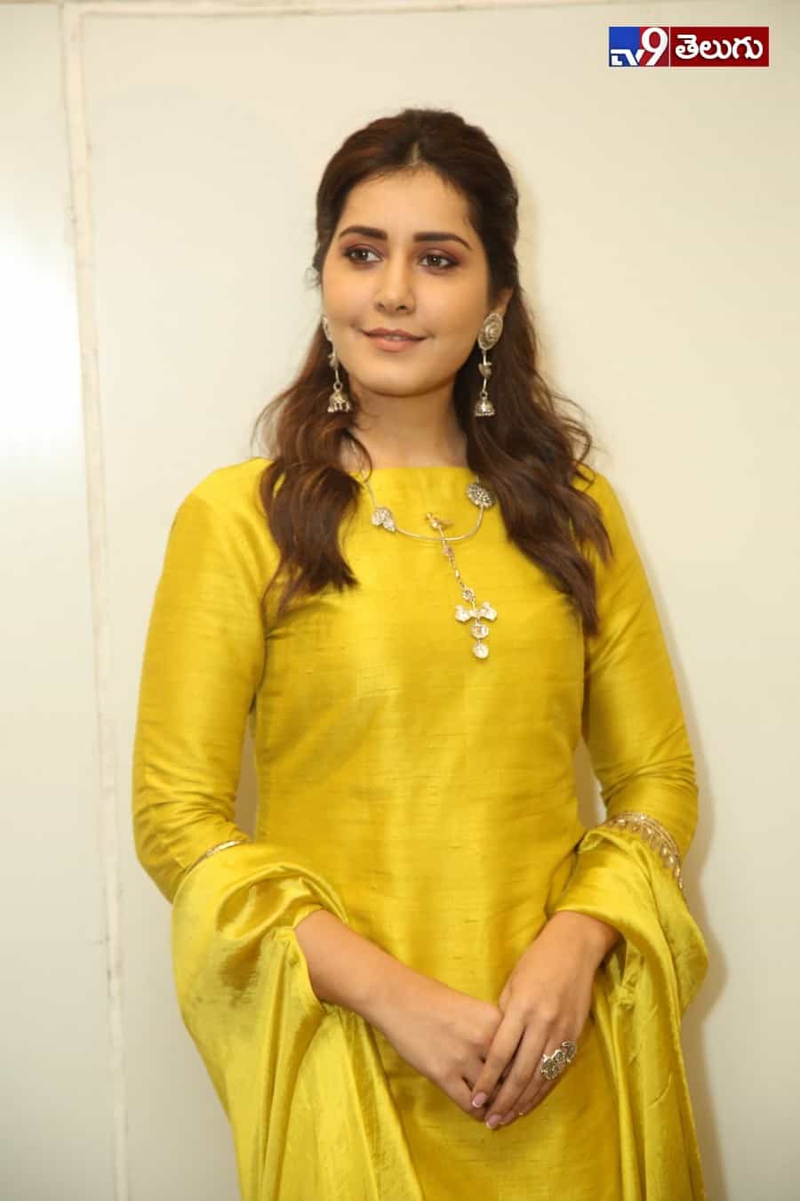 మోడల్ గా మారిన రాశి ఖన్నా