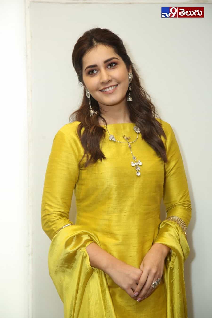 మోడల్ గా మారిన రాశి ఖన్నా
