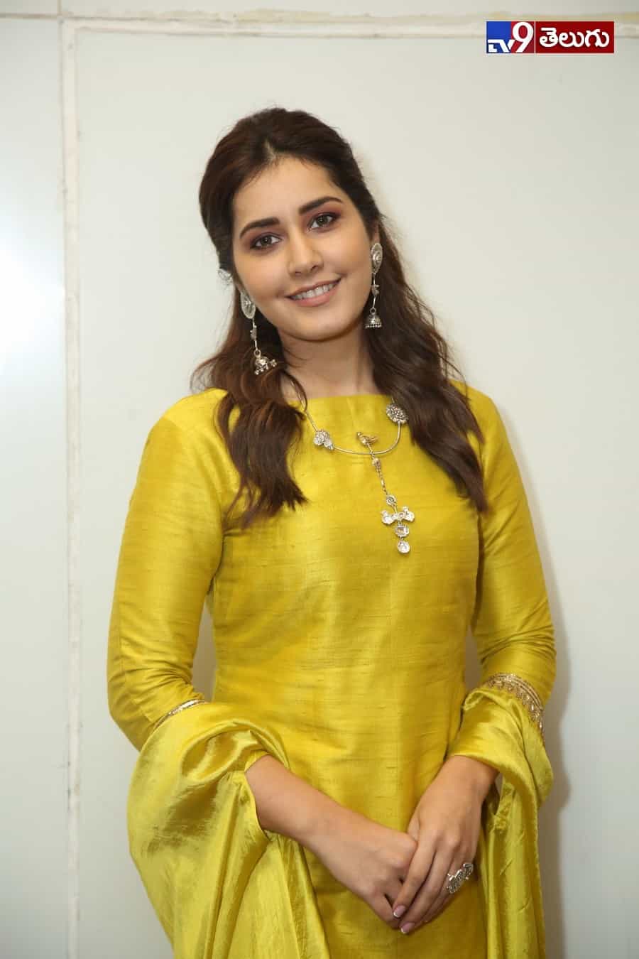 మోడల్ గా మారిన రాశి ఖన్నా