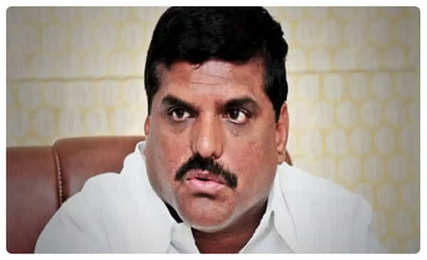 రాజధానిపై ముందుకెలావెళ్లాలో ఆలోచిస్తాం : మంత్రి బొత్స