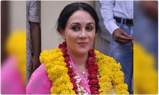 గుజరాత్: రోడ్లపైకి కొట్టుకొస్తున్న మొసళ్లు.. ప్రాణభయంతో ప్రజలు