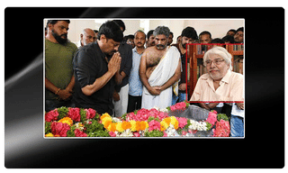 అట్టుడుకుతున్న కాశ్మీర్.. అసలేం జరుగుతోంది ? మోదీ ఆ రోజున జెండా ఎగరేస్తారా ?