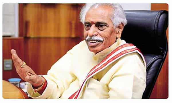 కేటీఆర్పై బీజేపీ నేత ఫైర్!