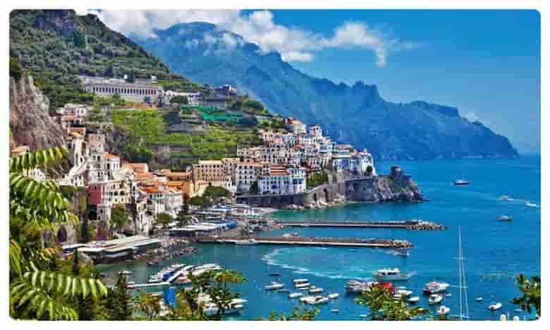 అంత అందమైన ప్రదేశంలో ఇల్లు ఫ్రీ అట...!