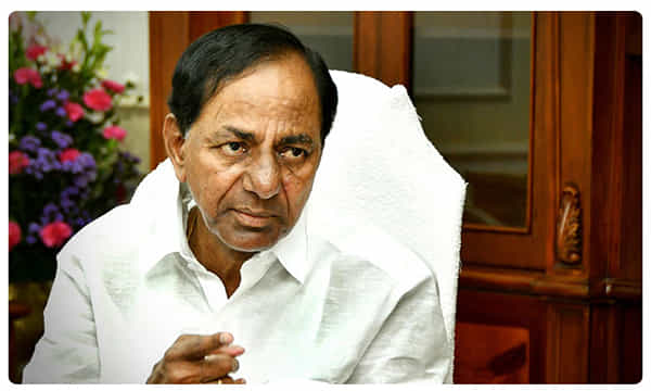 యాదాద్రిలో కేసీఆర్ ప్రత్యేక పూజలు