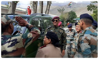 ఆర్టికల్ 370 రద్దుపై సుప్రీం విచారణ.. చెత్త పిటిషన్ వేశారంటూ..